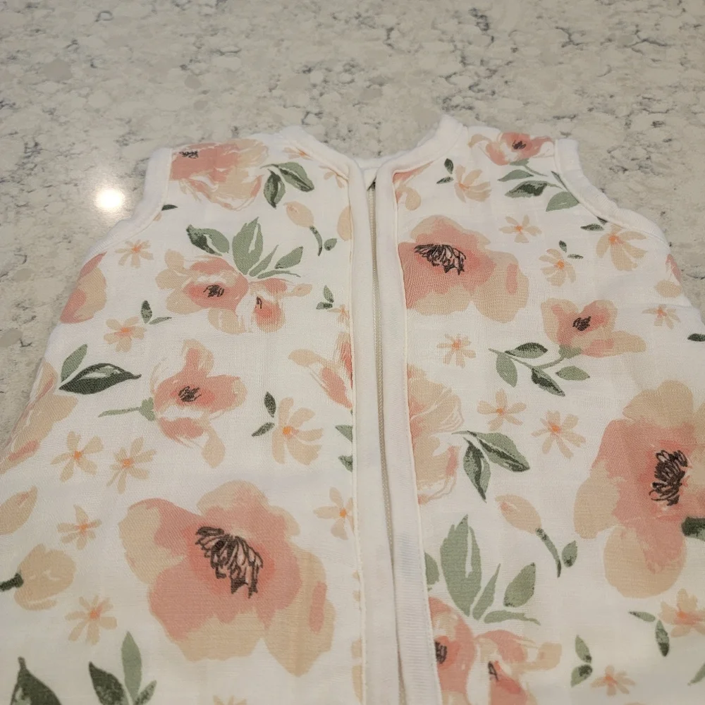 Pottery Barn Kids Meredith Muslin Wearable Blanket NEW! Blush